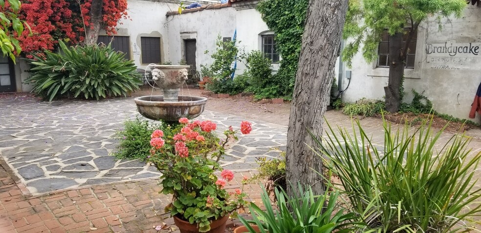 More Photos Of 161 E California Blvd, Pasadena Flex For Sale