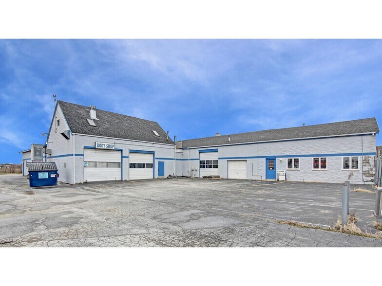 More Photos Of 19560 Burnham Ave, Lynwood Auto Repair For Sale