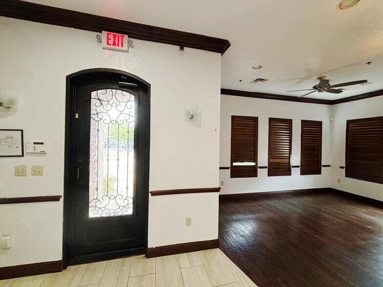 More Photos Of 6814 Lebanon Rd, Frisco Medical For Lease