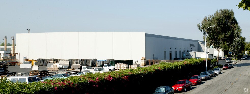 More Photos Of 2434 Polvorosa Ave, San Leandro Warehouse For Lease