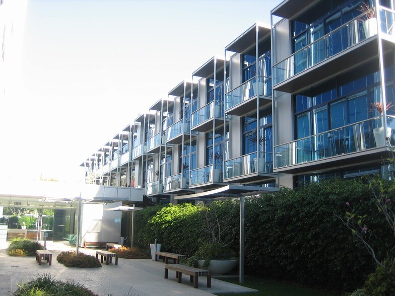 More Photos Of 9220 W Sunset Blvd, West Hollywood Office For Lease