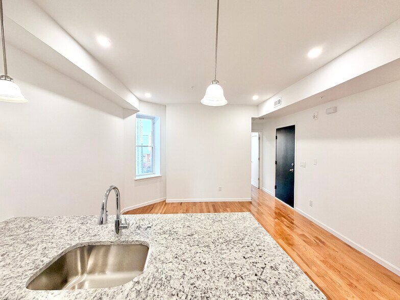 More Photos Of 5352 Cedar Ave, Philadelphia Apartments For Sale