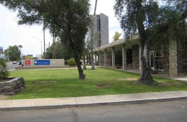 More Photos Of 201 W Indian School Rd, Phoenix Office For Lease