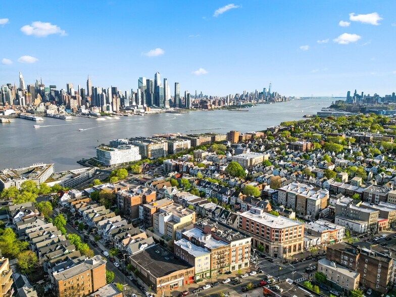 More Photos Of 14 48th St, Weehawken Apartments For Sale