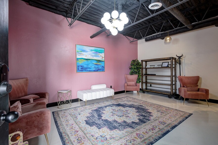 More Photos Of 6500 N Meridian Ave, Oklahoma City Medical For Sale