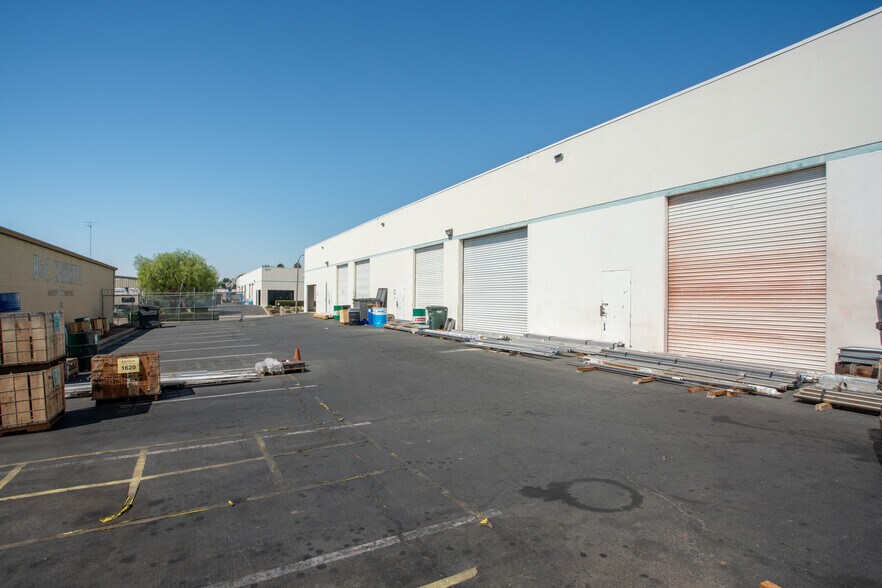 More Photos Of 1370 Armorlite Dr, San Marcos Manufacturing For Sale