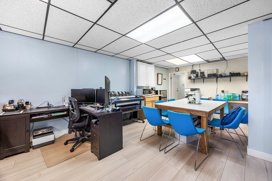 More Photos Of 630-640 S Glassell St, Orange Office For Sale