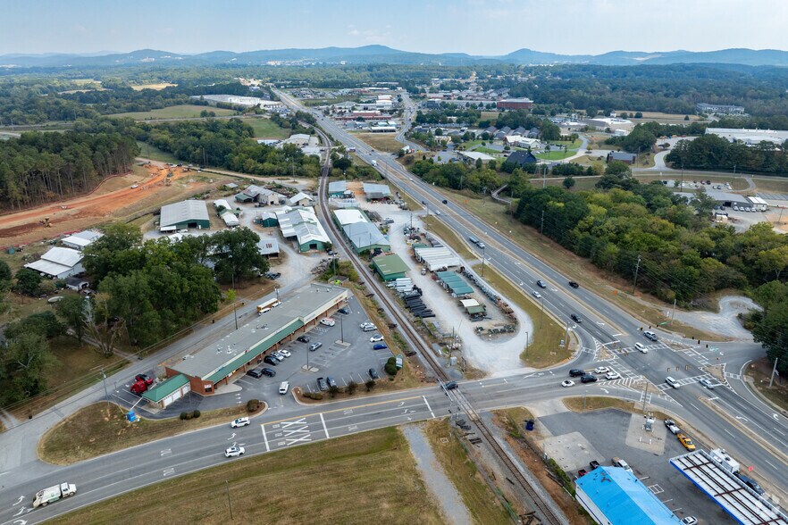 More Photos Of 12 Euharlee Rd SW, Euharlee Storefront Retail Office For Sale