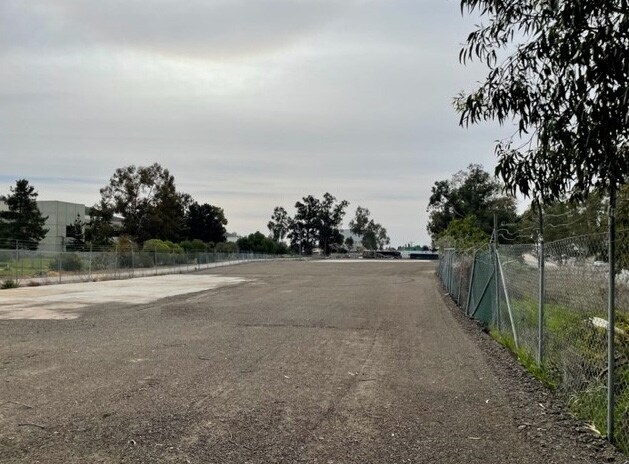 More Photos Of 256 W Stanley Ave, Ventura Land For Lease