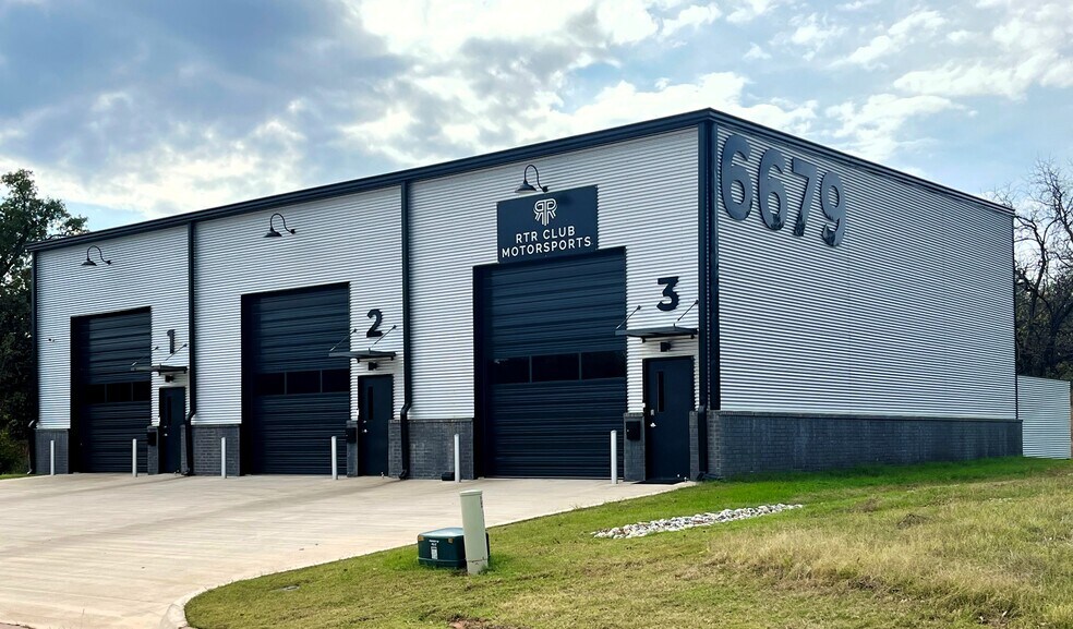 More Photos Of 6679 Prosper Rd, Edmond Showroom For Sale