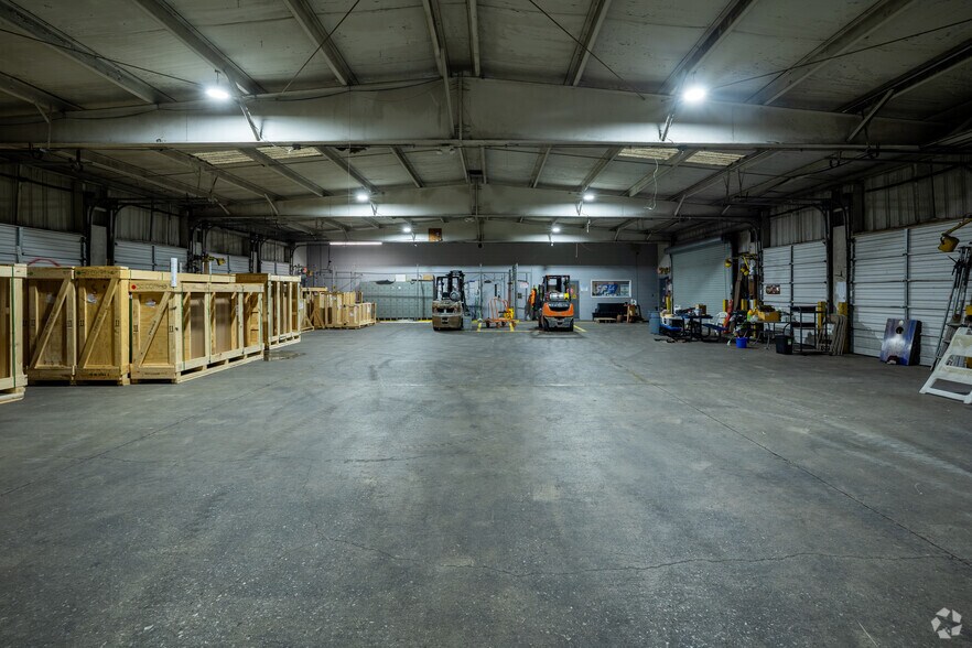 More Photos Of 1336 Matzinger Rd, Toledo Truck Terminal For Lease