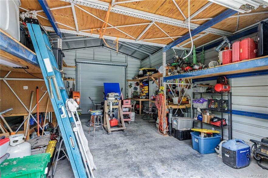 More Photos Of 6617 Riverside Dr, Yankeetown Marina For Sale