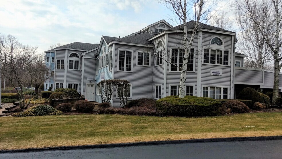 More Photos Of 384 Merrow Rd, Tolland Medical For Lease