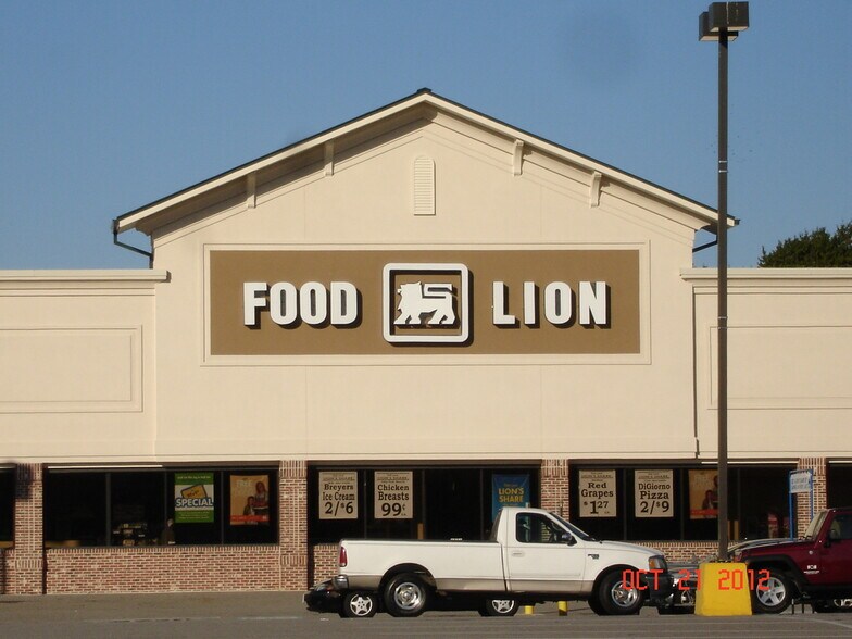 More Photos Of 3750 Virginia Beach Blvd, Virginia Beach General Retail For Lease