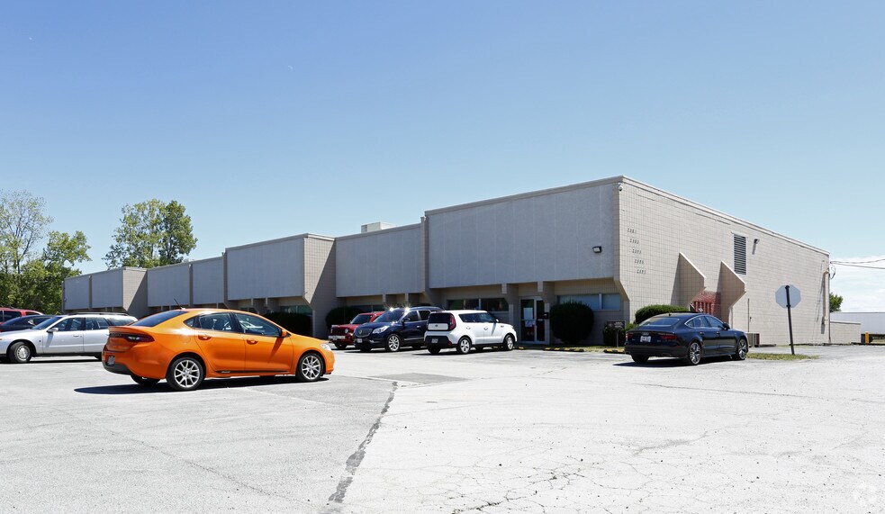 Primary Photo Of 2581-2695 Tracy Rd, Northwood Light Manufacturing For Lease