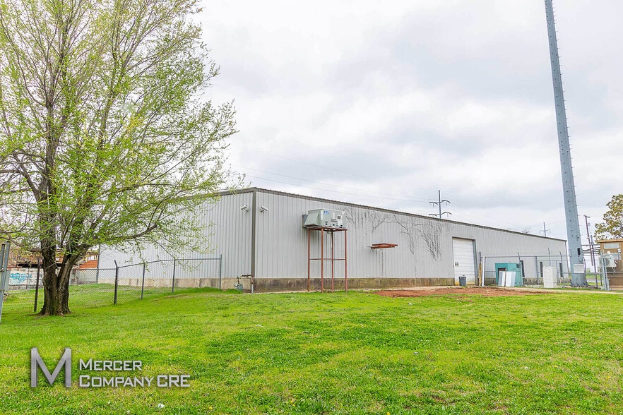 More Photos Of 340 S Eckroat St, Oklahoma City Unknown For Lease