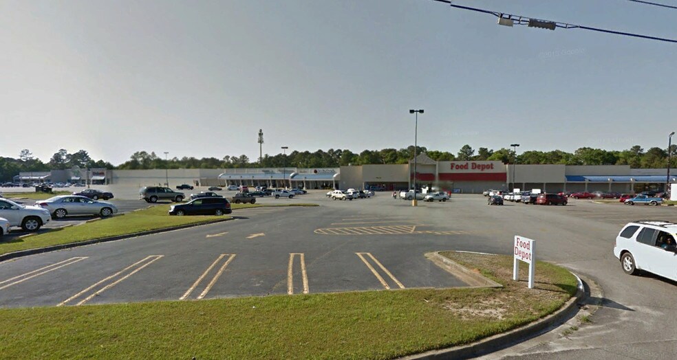 More Photos Of 2101-2103 Veterans Blvd, Dublin Unknown For Lease
