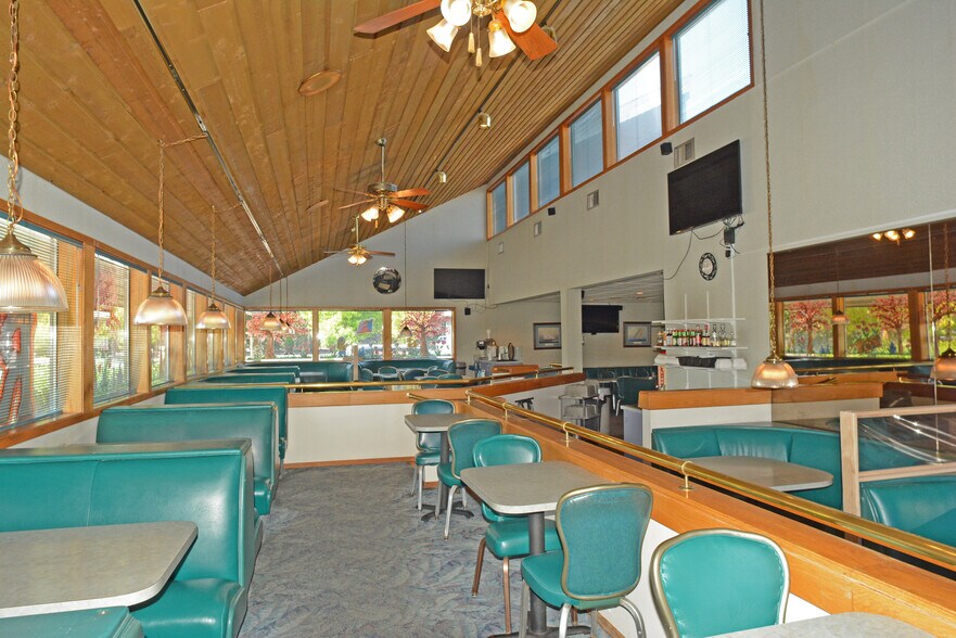 More Photos Of 9630 Evergreen Way, Everett Bowling Alley For Sale