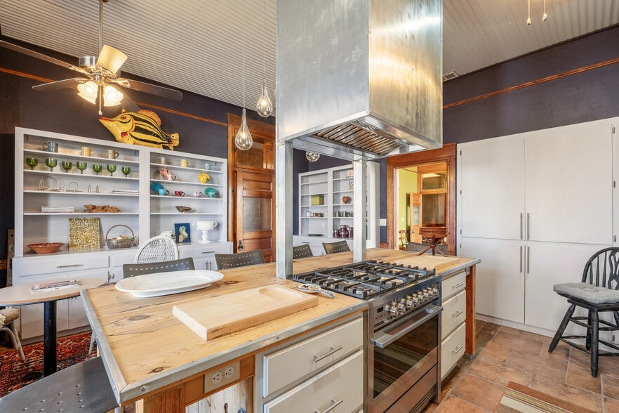 More Photos Of , Las Vegas Unknown For Sale