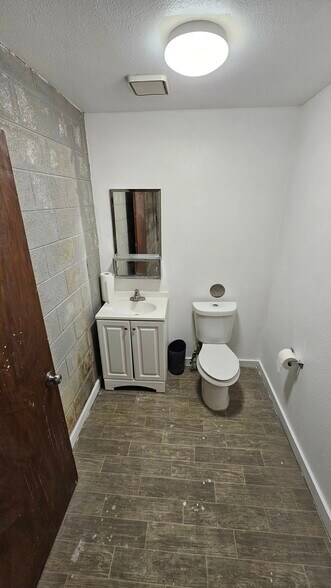 More Photos Of 7000 E 58th Ave, Commerce City Warehouse For Lease