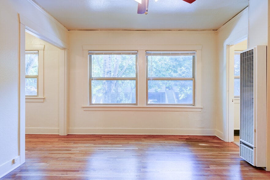 More Photos Of 2737 NW Upshur St, Portland Apartments For Sale