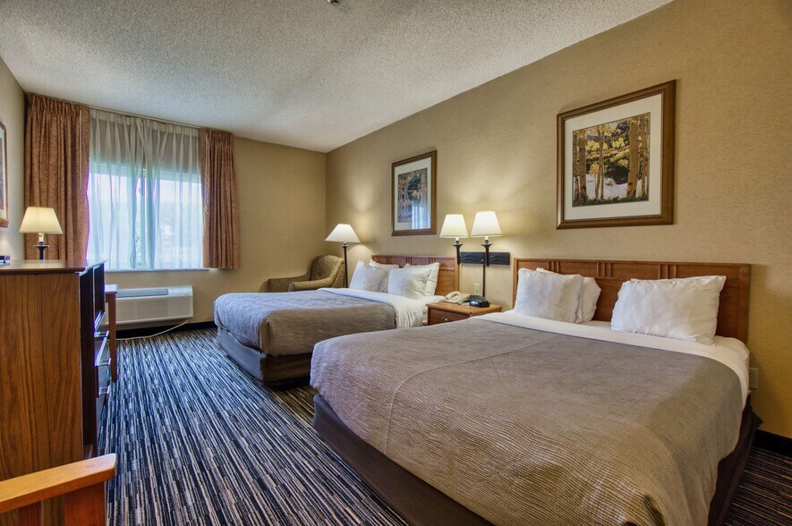 More Photos Of 7860 6th St, Wellington Hotel For Sale