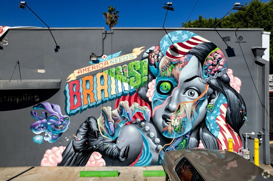 More Photos Of 3049 La Cienega Blvd, Culver City Warehouse For Lease