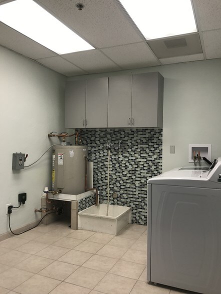 More Photos Of 1310 W St Marys Rd, Tucson Medical For Lease