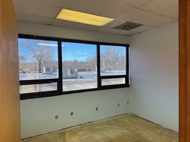 More Photos Of 150 Airport Executive Park, Nanuet Office For Lease