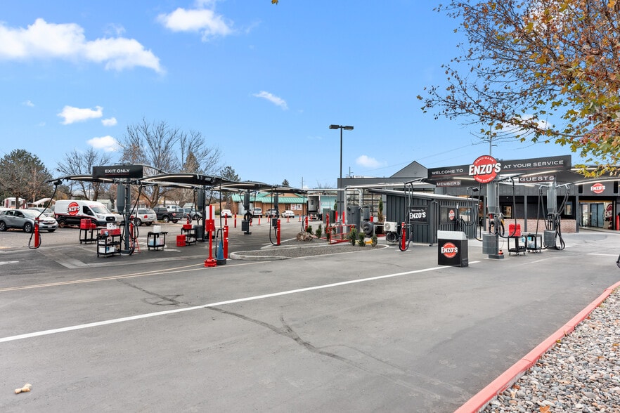 More Photos Of 10592 W State St, Boise Carwash For Sale