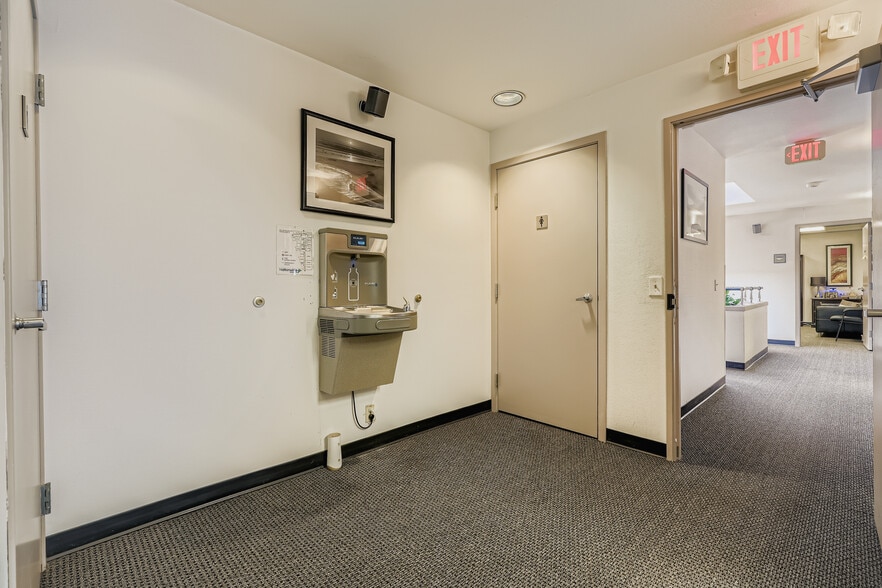 More Photos Of 6407 NE 117th Ave, Vancouver Medical For Sale