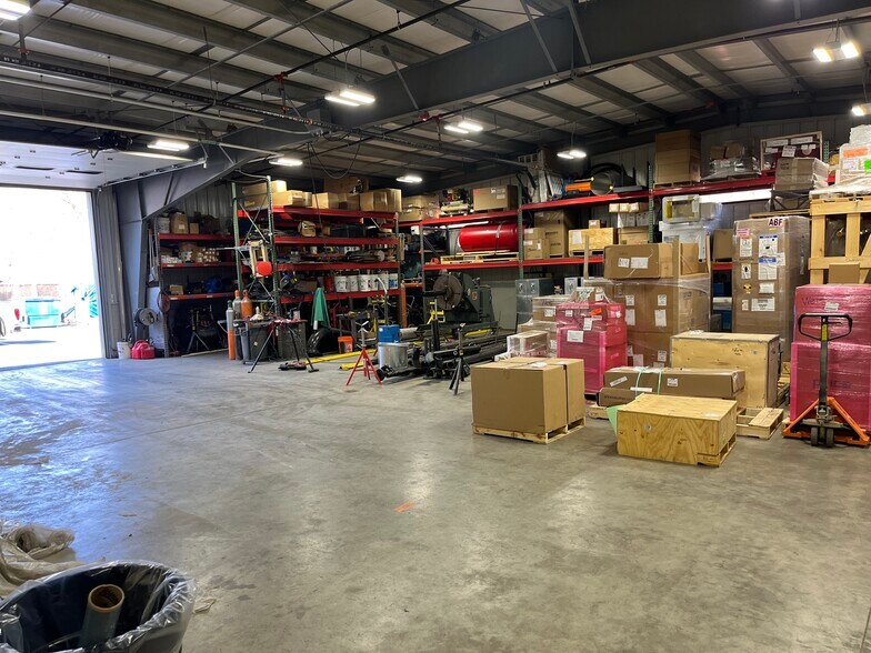 More Photos Of 200 Rochester Rd, Pittsburgh Service For Lease