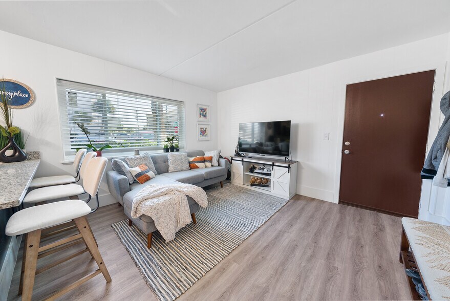 More Photos Of 480 Santa Rosa Blvd, Fort Walton Beach Apartments For Sale