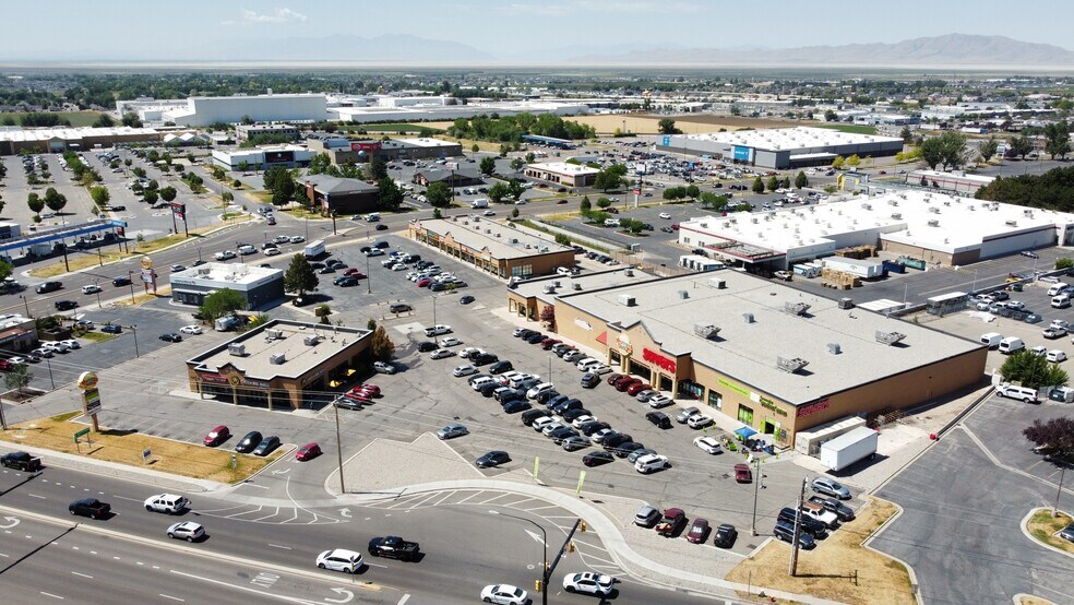 More Photos Of 957 N Main St, Layton Unknown For Lease