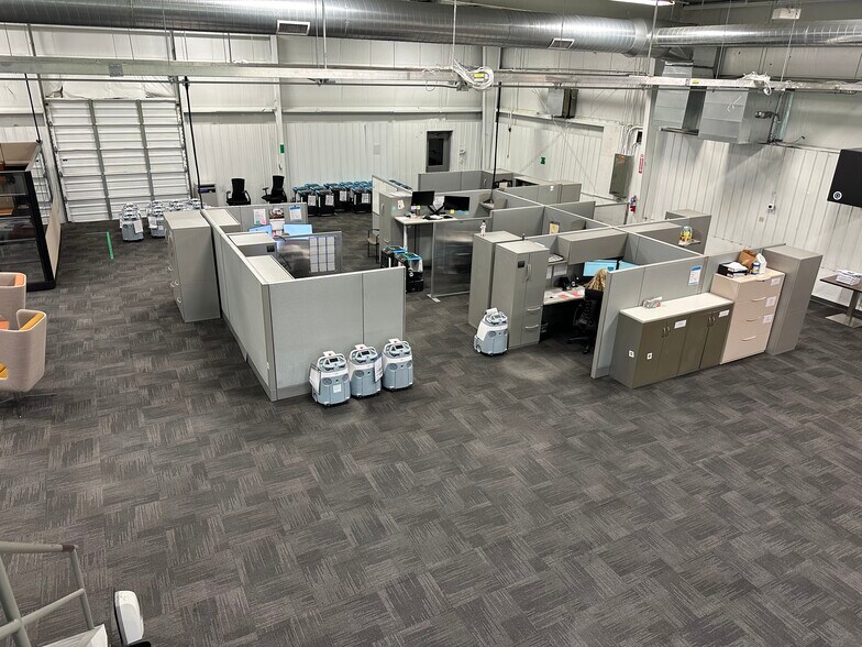 More Photos Of 101 E Roosevelt Ave, Zeeland Manufacturing For Lease