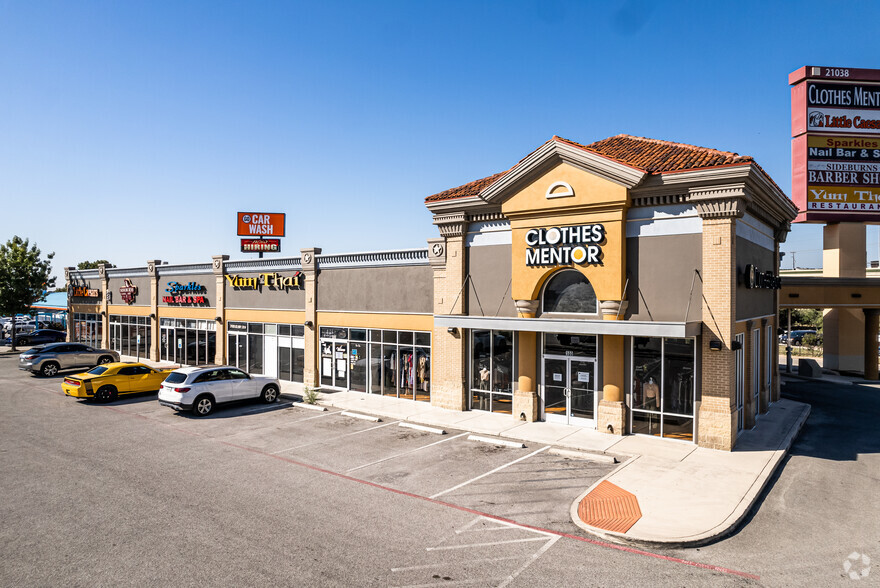 Primary Photo Of 21038 US Highway 281 N, San Antonio Storefront Retail Office For Lease