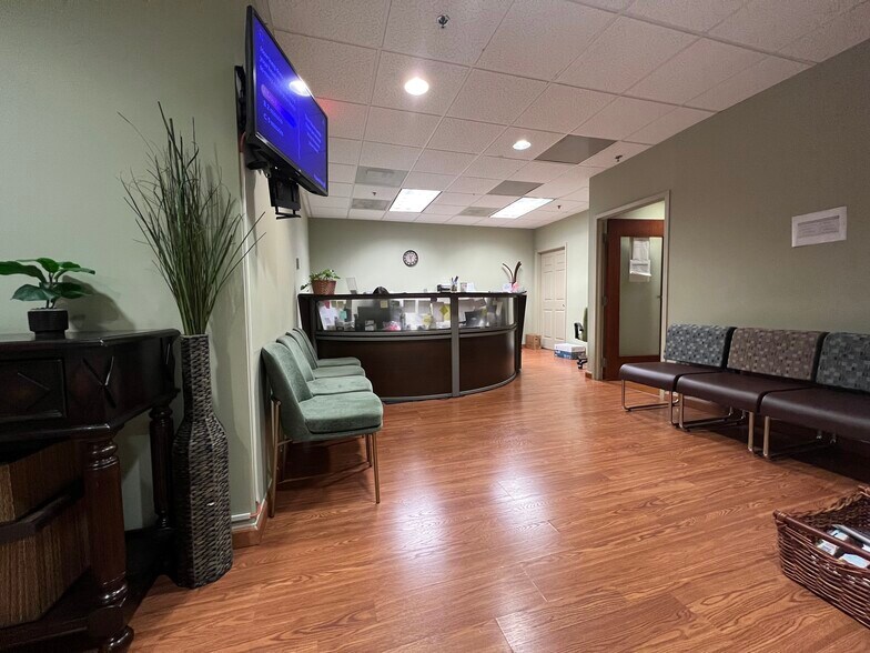 More Photos Of 12359 Sunrise Valley Dr, Reston Office For Lease