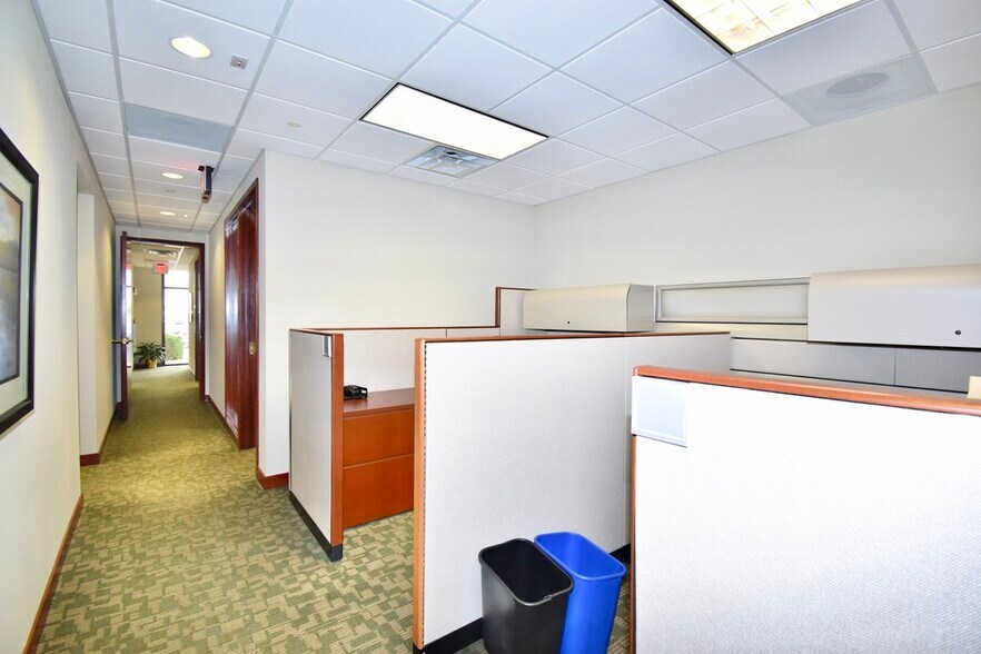 More Photos Of 79 Stonebridge Blvd, Jackson Office For Lease