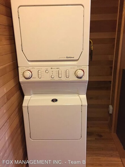 More Photos Of 2047 SW 10th Ave, Portland Apartments For Sale