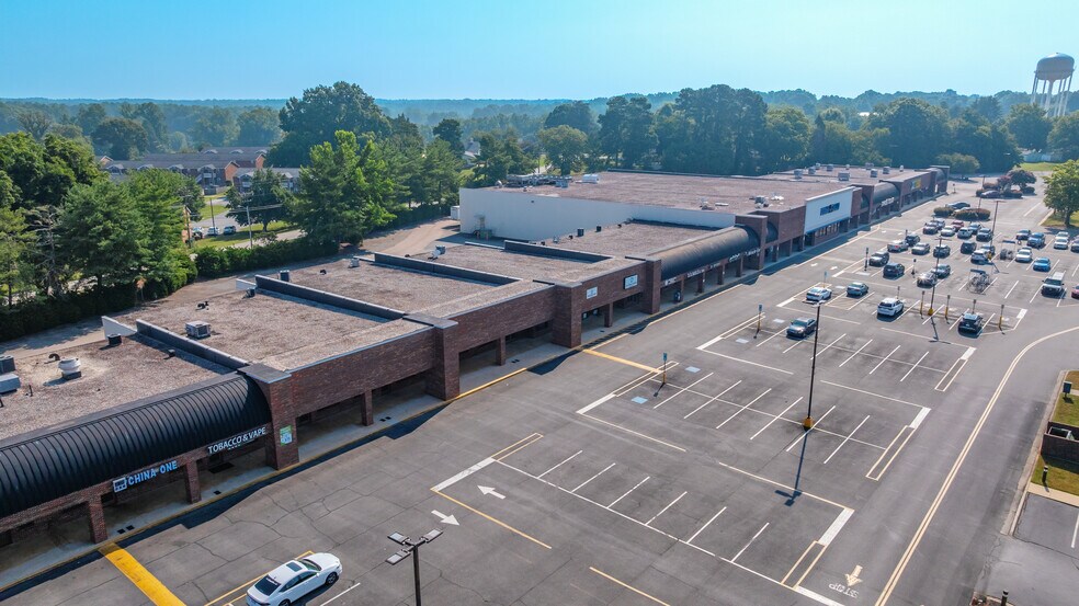 More Photos Of 2092-2142 Statesville Blvd, Salisbury Unknown For Lease