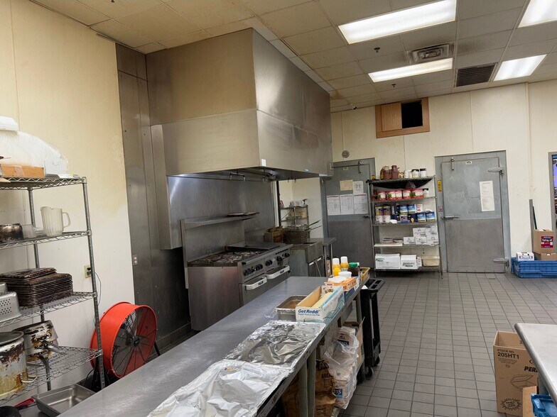 More Photos Of 988 Gap Farm Rd, Arcadia Service Station For Sale