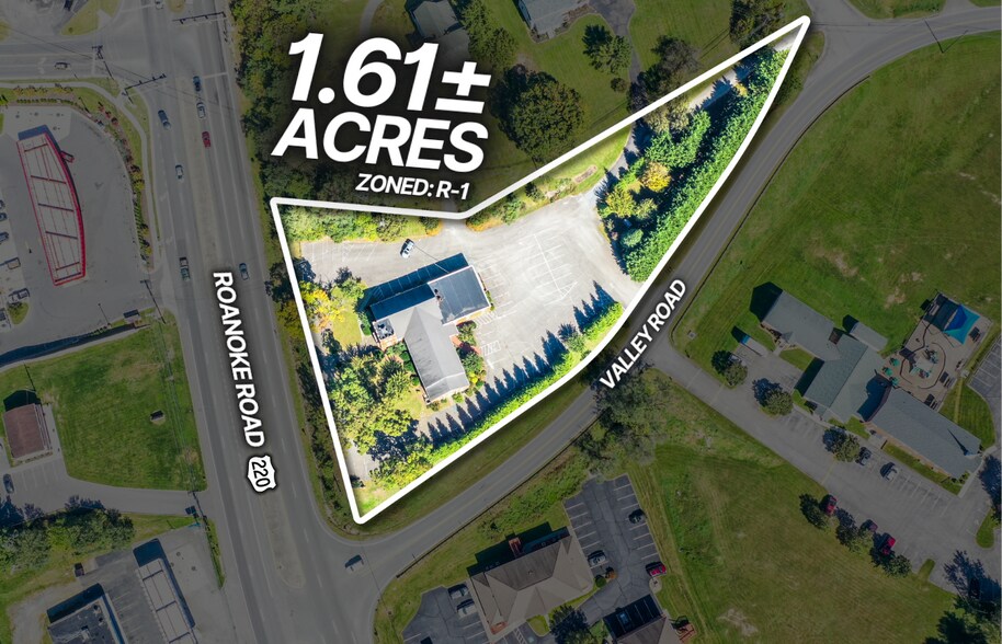 More Photos Of 1540 Roanoke rd, Daleville Specialty For Sale