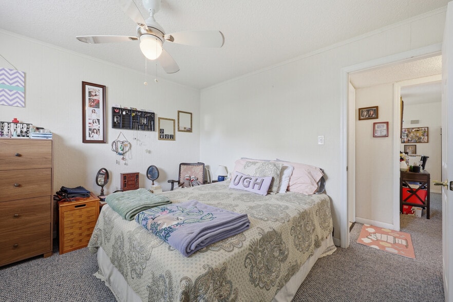 More Photos Of 218 19th Ave N, Jacksonville Beach Apartments For Sale