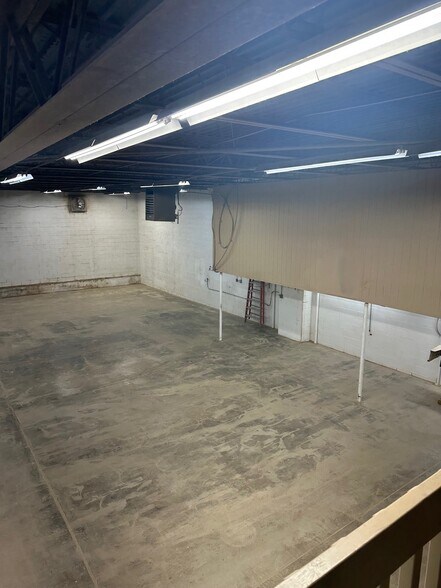 More Photos Of 321 Ramsdell Ave, Buffalo Warehouse For Lease