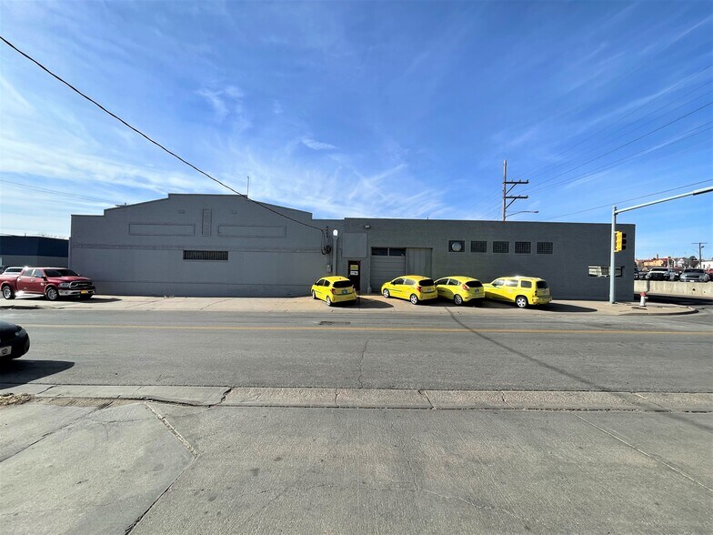 More Photos Of 201 W Trail St, Dodge City Warehouse For Sale