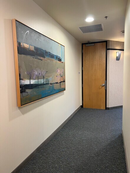 More Photos Of 785 Orchard Dr, Folsom Office For Lease