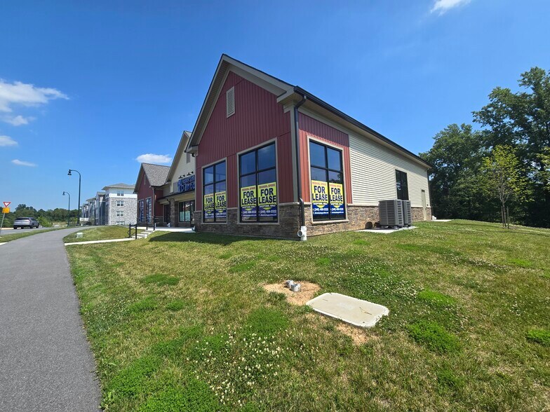 More Photos Of 13710 Little Seneca Parkway, Clarksburg Medical For Lease