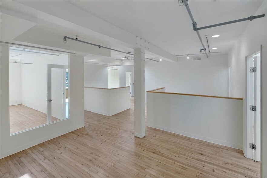 More Photos Of 2525 Main St, Santa Monica Office For Lease