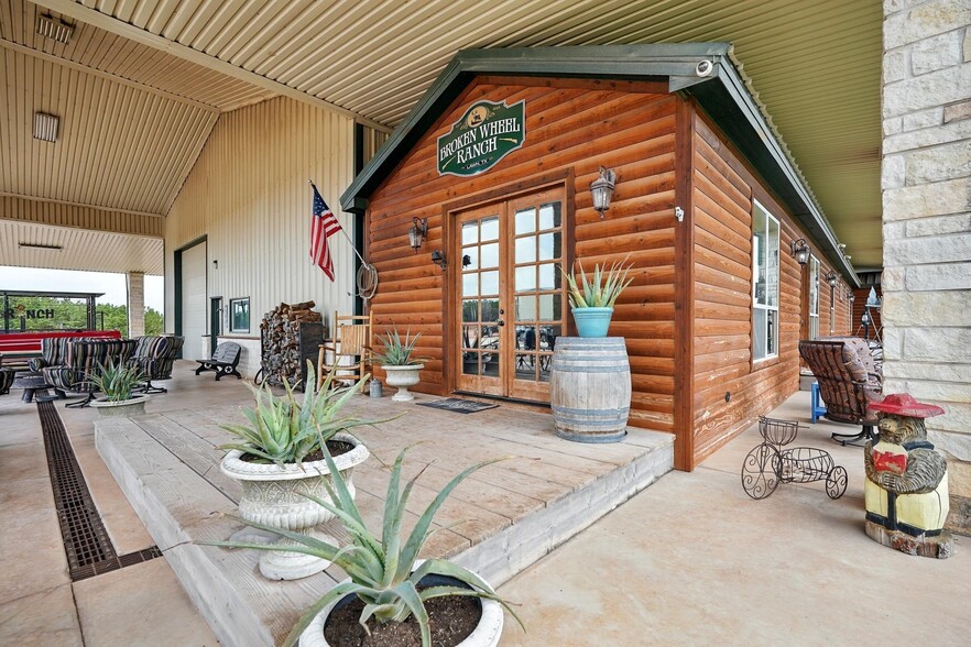 More Photos Of 635 County Road 184, Winters Lodge Meeting Hall For Sale