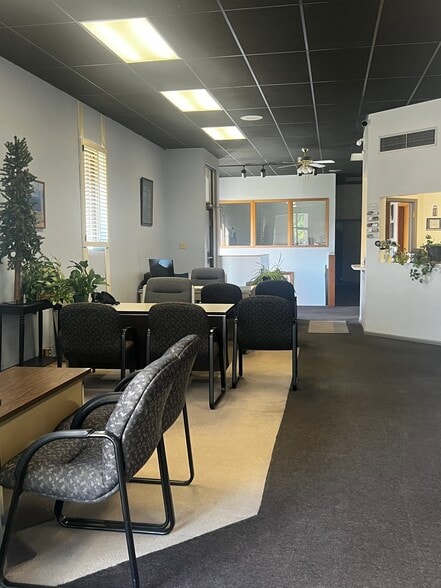 More Photos Of 200 3rd Ave E, Twin Falls Office For Sale